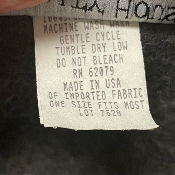 SOLD Grey Fleece Women’s Cape - Picture 9 of 9